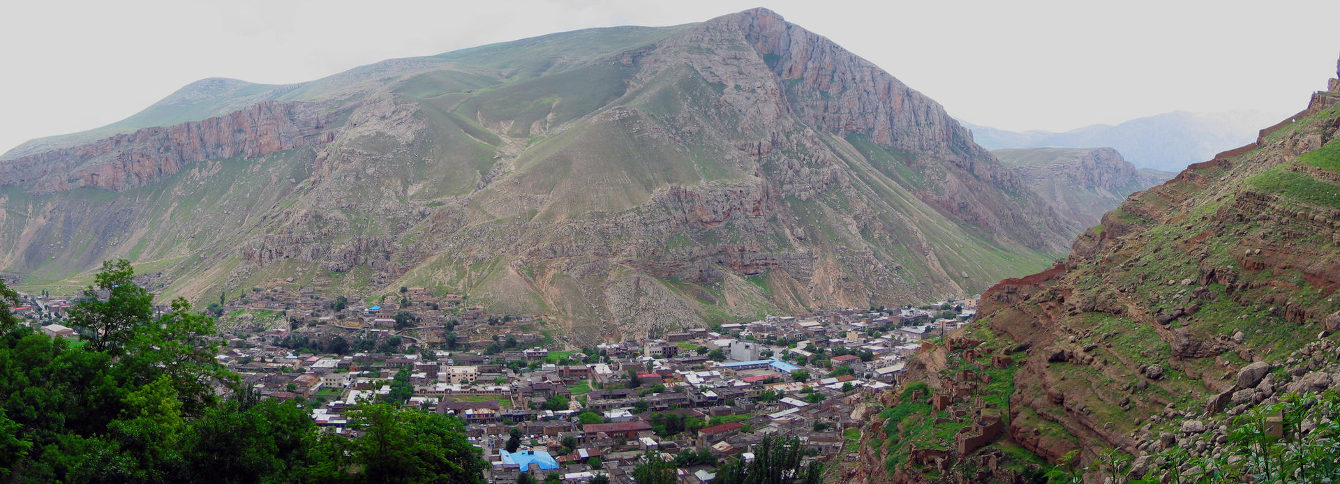 ماکۆ، ماکی یان مادکۆ یەکێک لە شارۆچکەکانی پارێزگای ورمێ